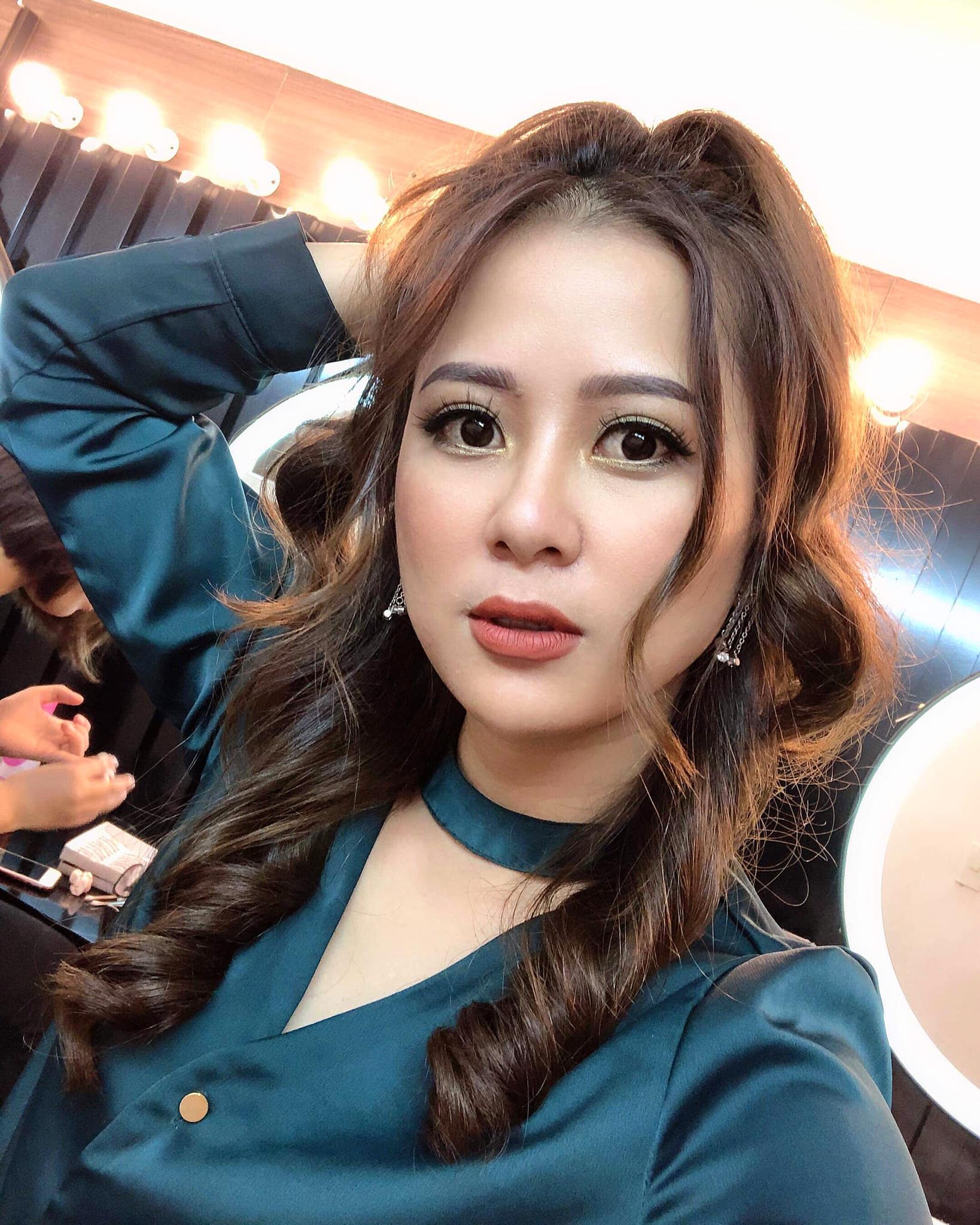 Dịch vụ trang điểm tại An Dương của Hine Cao Make Up