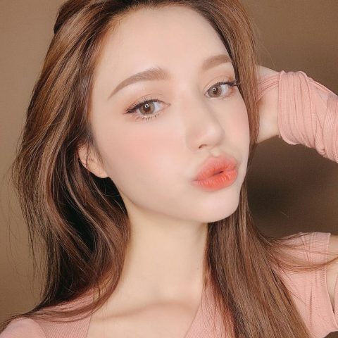 Làm thế nào để Trang Điểm Tạo Hiệu Ứng Khuôn Mặt Thon Gọn - Hine Cao Makeup